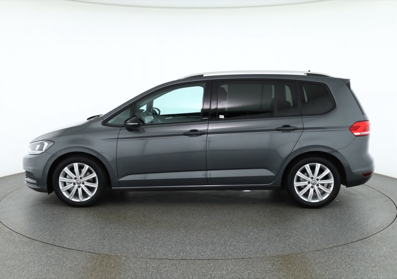 VW Touran 1.5 TSI IQ.DRIVE
