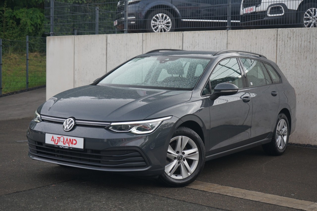 VW Golf VIII Variant 1.5 eTSI DSG