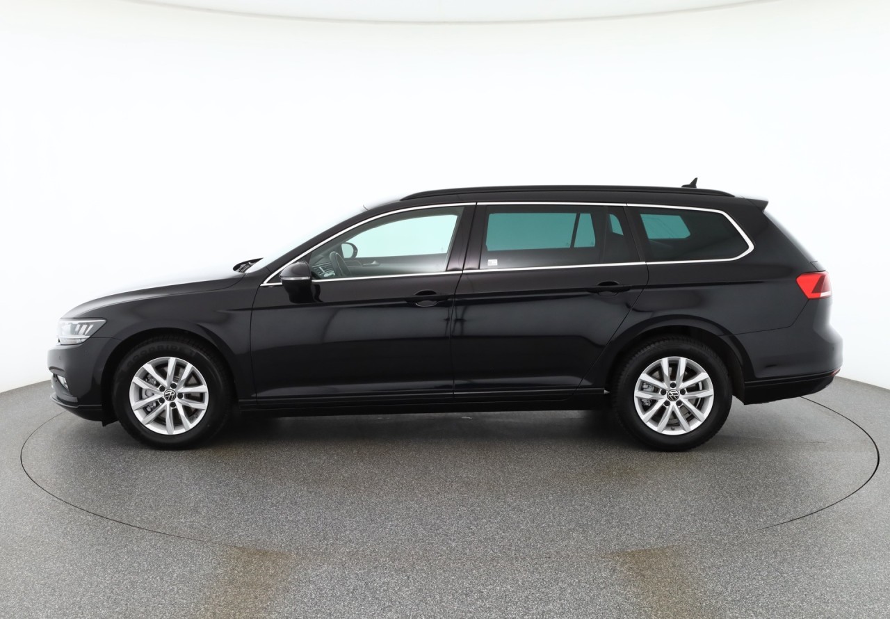 VW Passat Variant 1.5 TSI DSG Business