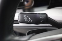 VW Golf VIII Variant 1.0 eTSI DSG Life