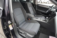 VW Passat Variant GTE