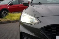 Ford Focus Turnier 1.0EB ST-Line