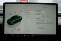 Tesla Model Y Basis RWD