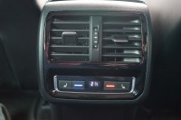VW Passat Variant 2.0 TDI DSG R-line