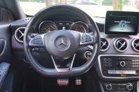 Mercedes-Benz CLA 200 AMG Line