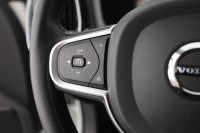 Volvo V60 Momentum Pro