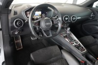 Audi TT Roadster 40 2.0 TFSI S-LINE