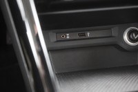 VW Touran 1.4 TSI DSG R-Line