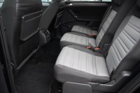 VW Touran 1.5 TSI Highline R-Line