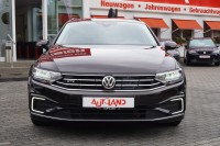 VW Passat Variant GTE