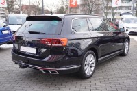VW Passat Variant 2.0 TDI DSG R-Line