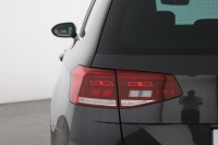 VW Passat Variant 1.5 TSI DSG Business