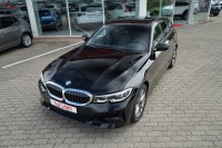 BMW 318 318dA Touring Sport Line