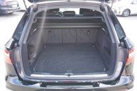 Audi A4 Quattro Avant 40 2.0 TDI quattro S line