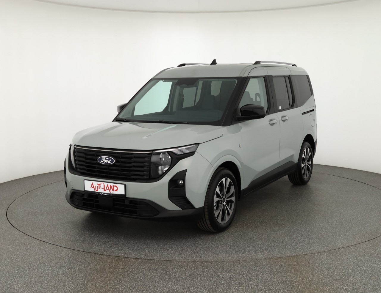 Ford Tourneo Courier Titanium 1.0 EB Aut.