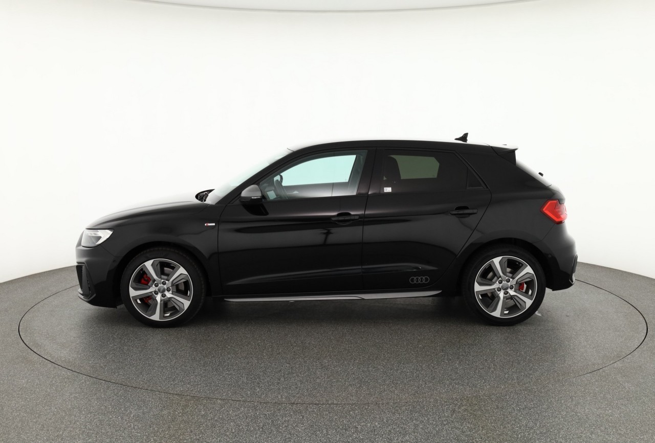 Audi A1 40 Sportback 2.0 TFSI S line