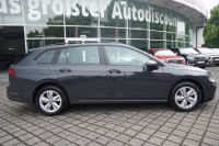 VW Golf VIII Variant 1.5 TSI Life