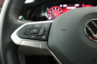 VW Golf VIII Variant 1.5 eTSI DSG Life