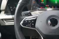 VW Golf VIII Variant 1.5 TSI R-Line