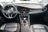 Alfa Romeo Giulia 2.2 JTDM Basis