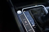 VW Passat Variant 2.0 TSI DSG R-Line