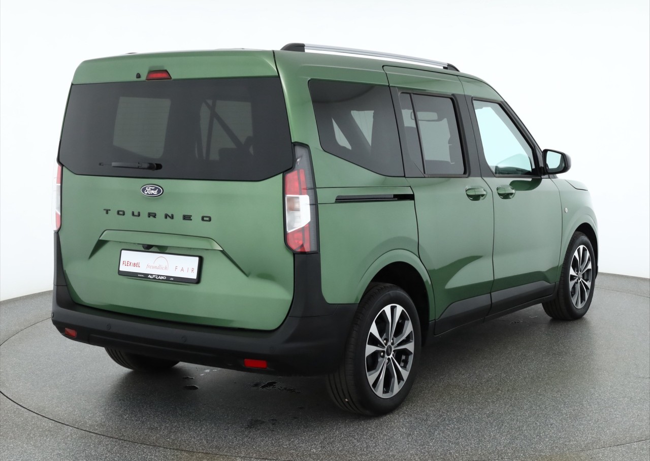 Ford Tourneo Courier Titanium 1.0 EB Aut.