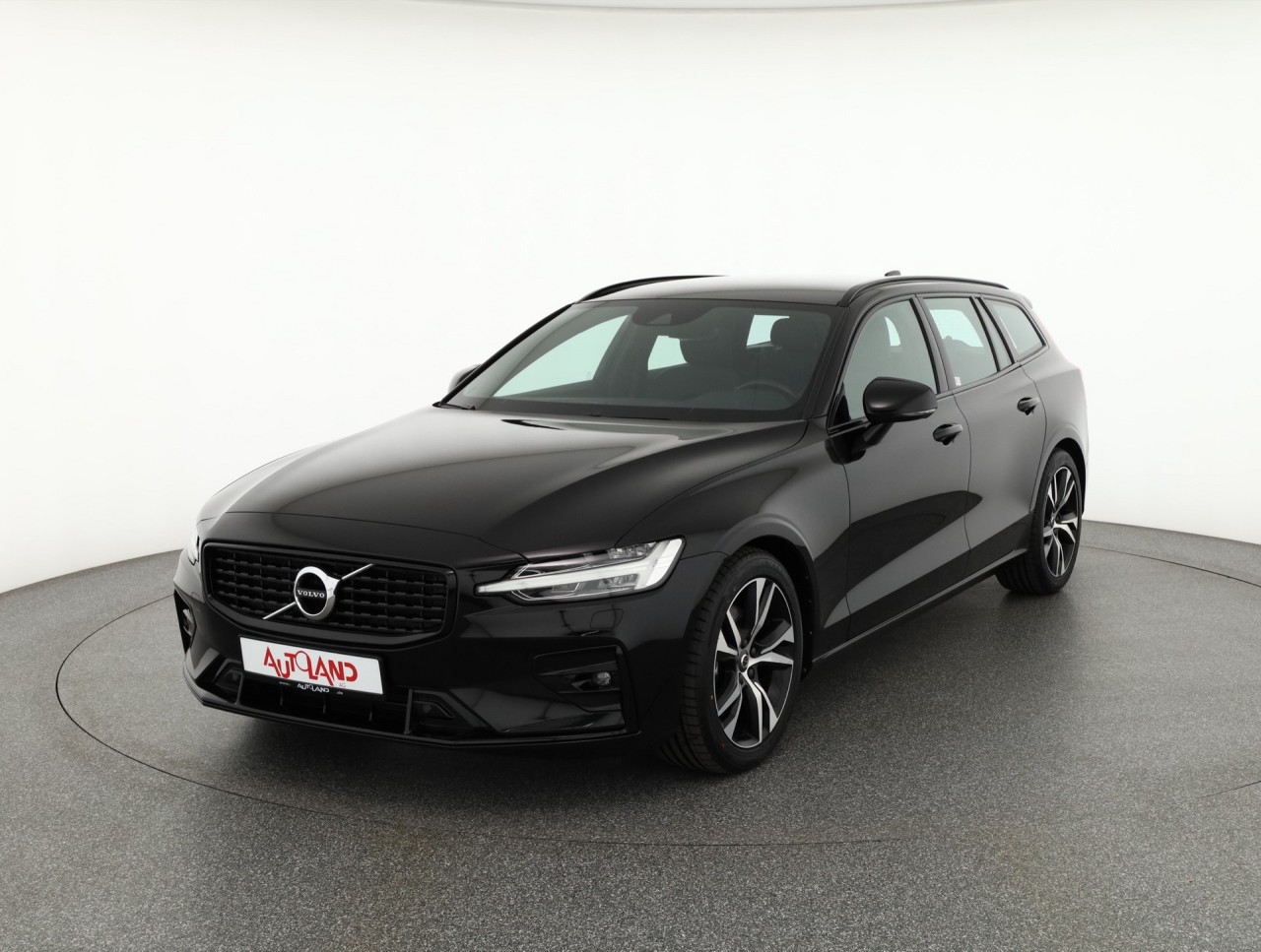 Volvo V60 B4 R-Design