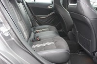 Mercedes-Benz CLA 200 AMG Line