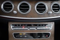 Mercedes-Benz E 300 E300 e T AMG Line