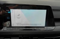 VW Golf VIII 1.5 eTSI R-Line