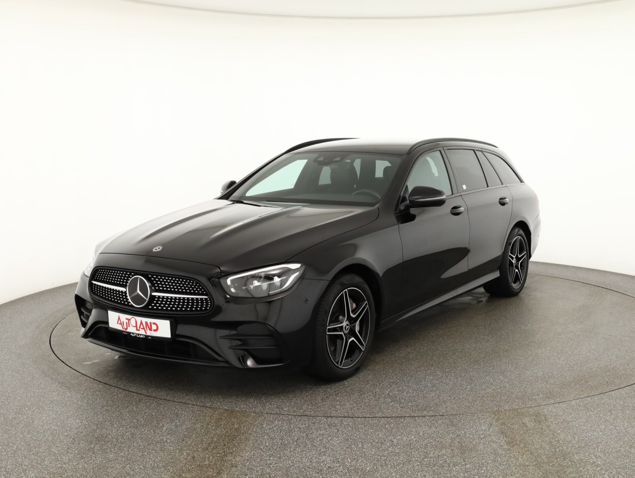 Mercedes-Benz E 300 E300 e T AMG Line