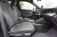 Peugeot 2008 GT 1.2 PT EAT8
