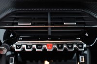 Peugeot 208 1.2 PureTech 100