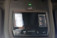 VW Golf VIII Variant 1.5 eTSI R-Line DSG