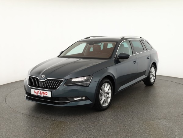 Skoda Superb Combi 2.0 TDI DSG Style