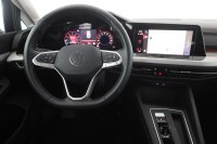VW Golf VIII Variant 1.0 eTSI DSG