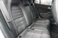 Mercedes-Benz GLA 180 Urban