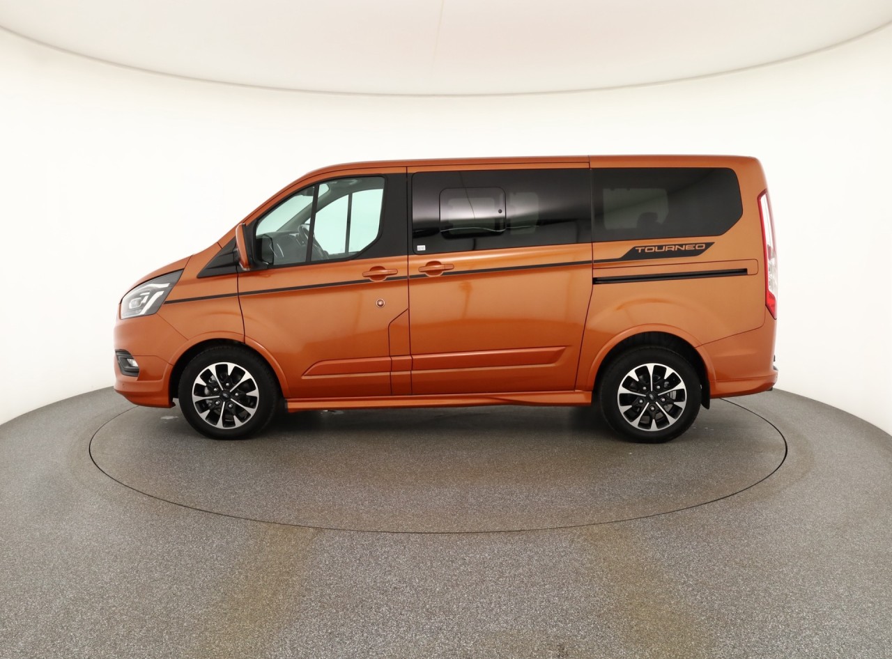 Ford Tourneo Custom 2.0 TDCi Sport