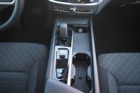 Volvo V60 2.0 B4 M-Hybrid Core Geartronic