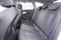 Audi A4 Avant 40 2.0 TDI advanced