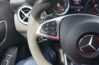 Mercedes-Benz A 200 A200d AMG-Line 4Matic