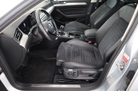VW Passat Variant 1.8 TSI DSG R-Line