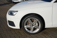 Audi A4 Avant 40 2.0 TDI basis