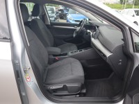 VW Golf VIII 1.0 eTSI DSG