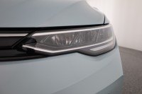 VW Golf VIII Variant 1.5eTSI DSG