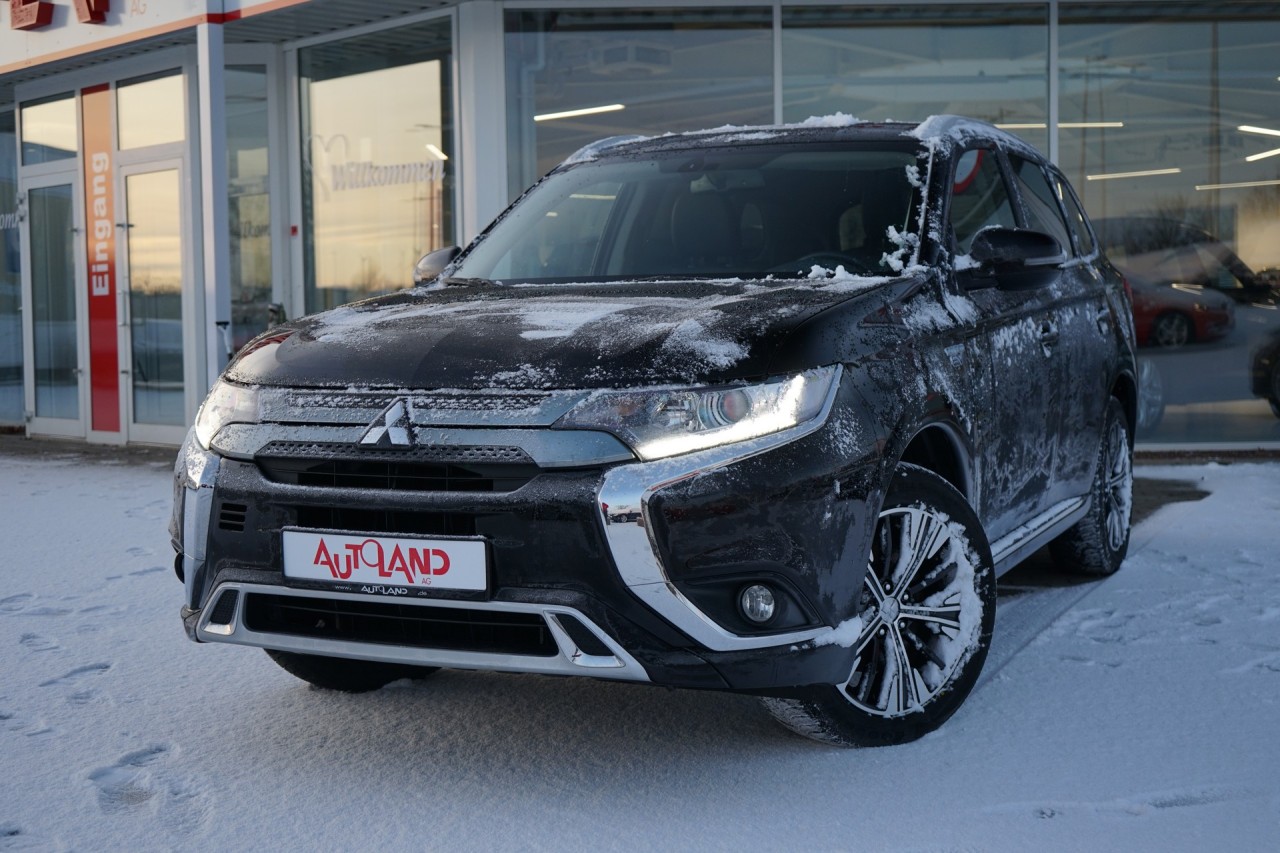 Mitsubishi Outlander 2.4 PHEV CVT 4WD