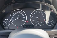 BMW 320 320i Touring Advantage