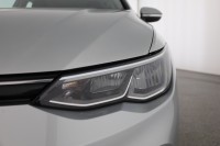 VW Golf VIII Variant 1.0 eTSI Life