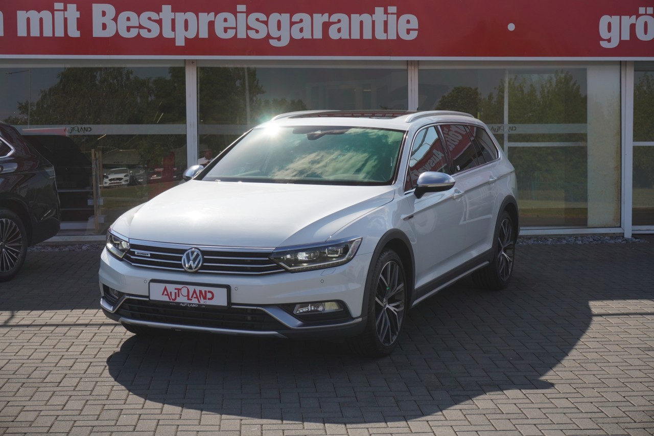 VW Passat Alltrack Variant 2.0 TSI DSG 4Motion