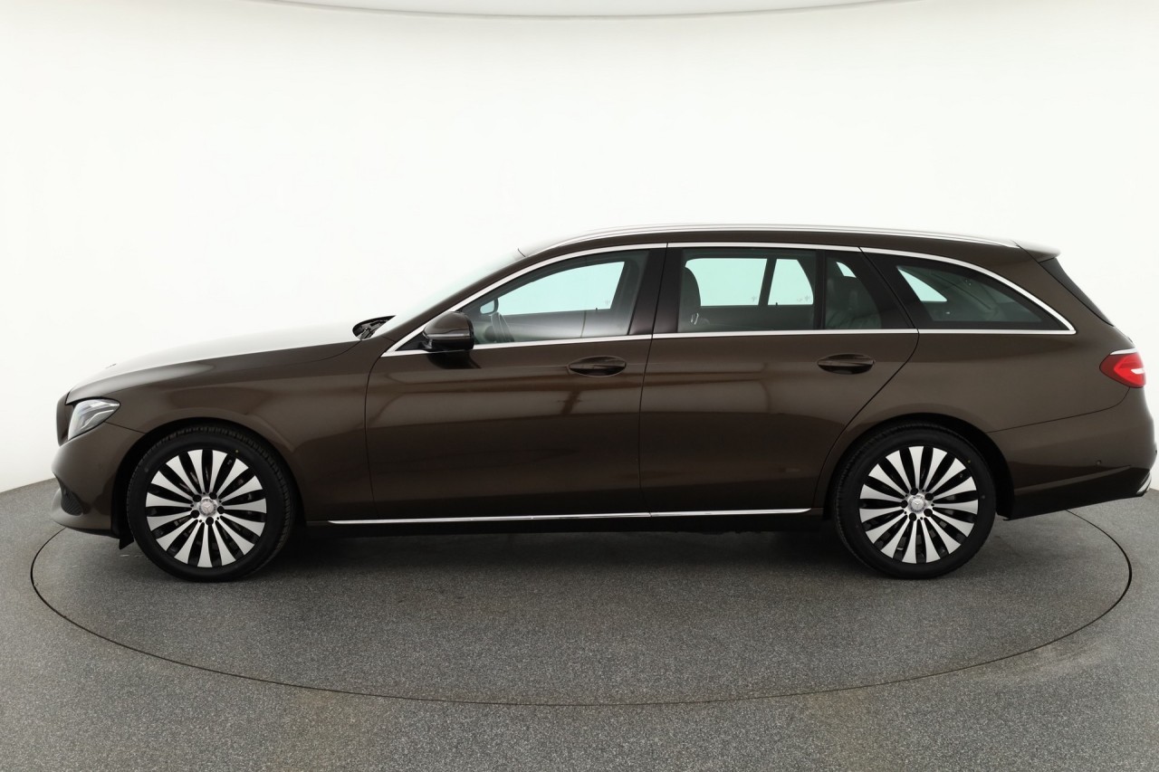 Mercedes-Benz E 200 E200 T 4Matic Avantgarde